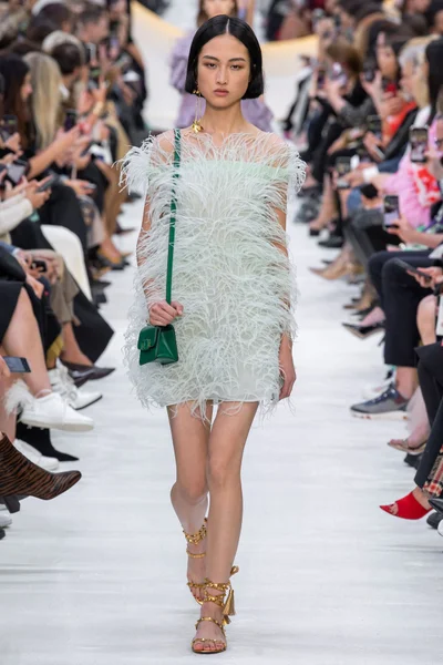 Look 65